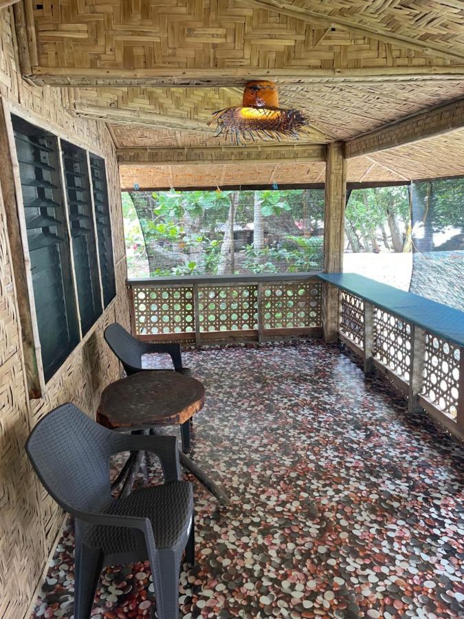 Borbon'S Treehouse By The Sea Bed & Breakfast Mambajao Luaran gambar